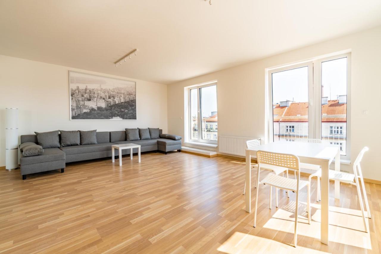 Penthouse # 81 With Panoramic City View In Elite Rezidence With Free Parking براغ المظهر الخارجي الصورة