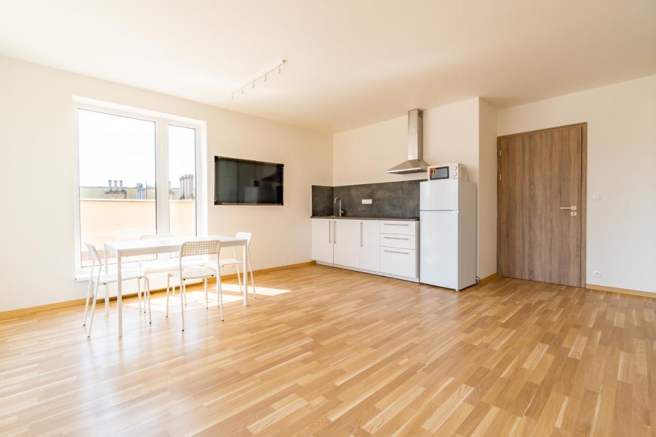 Penthouse # 81 With Panoramic City View In Elite Rezidence With Free Parking براغ المظهر الخارجي الصورة